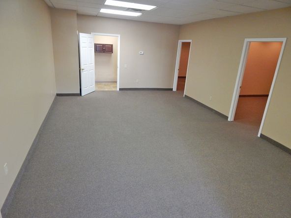 Suite C, Side Center